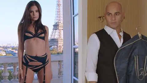 Lil' Whim wearing undergarments while porked in a motel